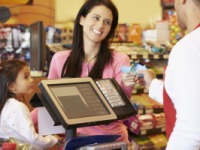 Hispanics and Shopping for Groceries - US - November 2015