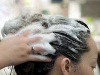 头发护理：洗发水，护发素及其它头发护理品 - 中国 - 2015年4月