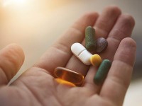 Vitamins, Minerals and Supplements - US - October 2016