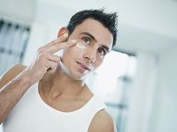 Men's Facial Skincare - UK - June 2017
